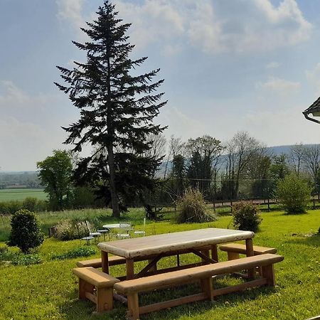 Gite Cottage Chaleureux En Pleine Campagne Vue Sur Les Monts Et Forets Et Le Chateau De Carrouges ภายนอก รูปภาพ