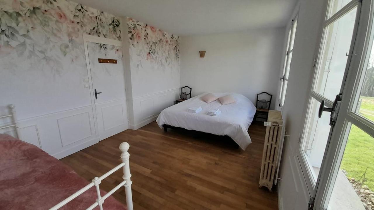 Gite Cottage Chaleureux En Pleine Campagne Vue Sur Les Monts Et Forets Et Le Chateau De Carrouges ภายนอก รูปภาพ